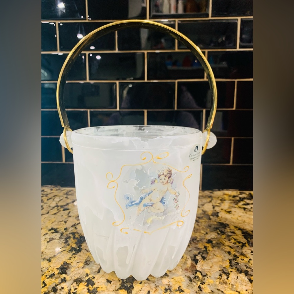 Creazioni  Silvestri Ice Bucket Murano Glass Cherub White Frosted Italy